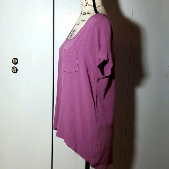 Rock & Republic- Women's Purple Soft Studded Pocket Edgy Tunic Top Sz.Medium - Picture 2 of 6